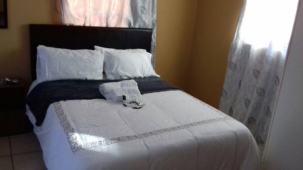Let Us Accomodation East London Ngoại thất bức ảnh