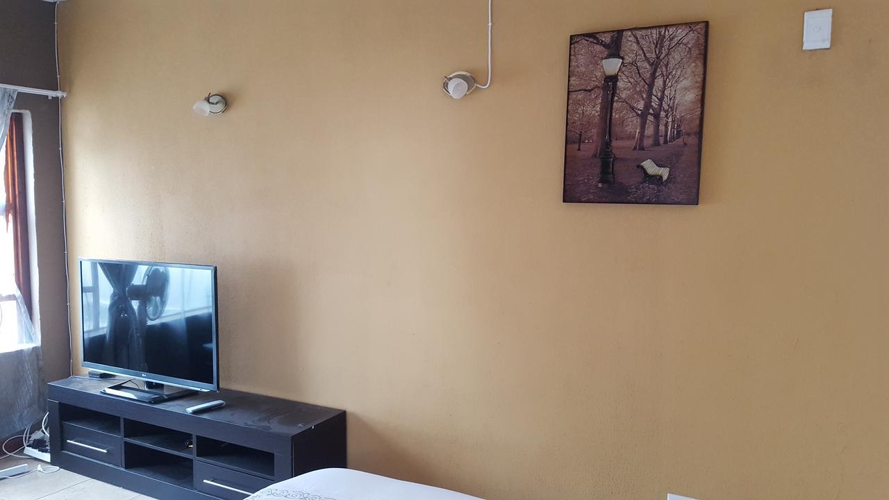 Let Us Accomodation East London Ngoại thất bức ảnh